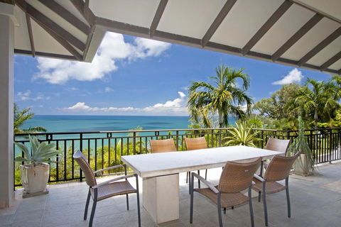 U 12 Santai - Accommodation QLD 0