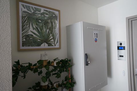 U1 Brunswick Living Brand New Apartment Close To Airport And CBD - Accommodation QLD 2