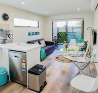 U101 Brunswick Living Brand New Deluxe Balcony Apartment close to Airport and CBD - Accommodation QLD