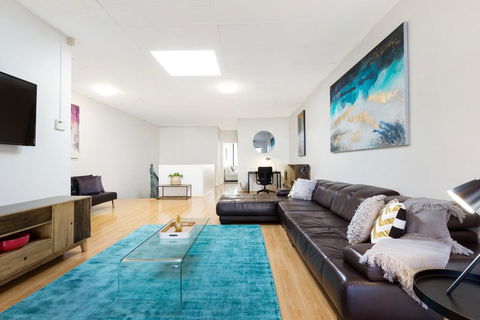 Ultimo Self-Contained Modern Apartments (623H) - Accommodation QLD 3