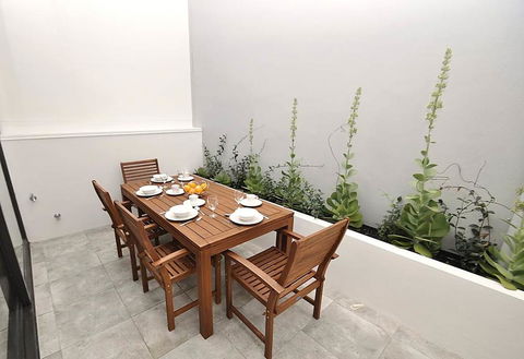 Ultimo Self-Contained One-Bedroom Apartments - Accommodation QLD 3