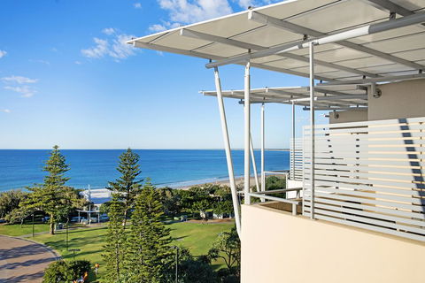 ULTIQA Shearwater Resort - Accommodation QLD 2