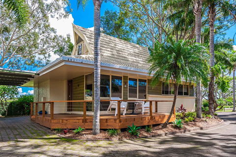 Ultiqa Village Resort - Accommodation QLD 0