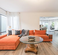 ULTRA SPACIOUS STYLISH HOME IN PRESTONS - SYDNEY - Accommodation QLD