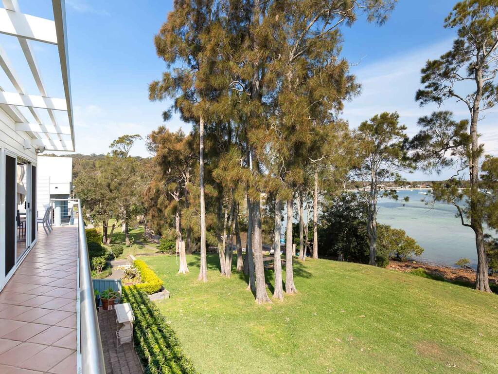 Corlette NSW Accommodation QLD