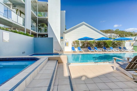 Unit 203 Plantation - Rainbow Beach, Plantation Resort Top Floor, Aircon, Free Wi-Fi - Accommodation QLD 3