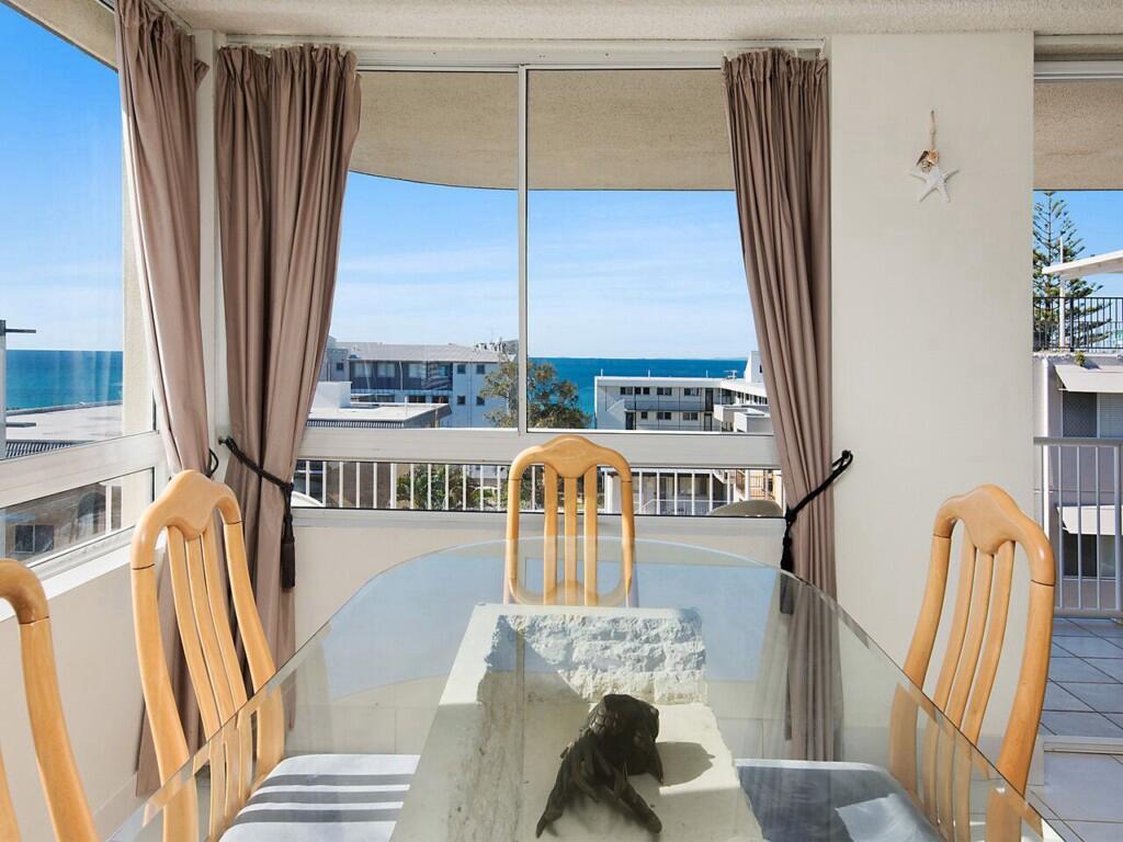 Kings Beach QLD Accommodation QLD