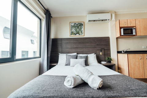 UNO Hotel Sydney - Accommodation QLD 0