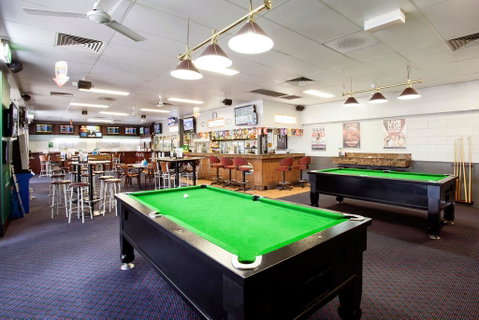 Upper Ross Hotel - Accommodation QLD 3