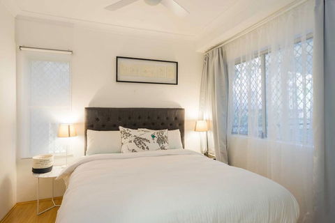 Urban Escape - Strathfield - Accommodation QLD 3