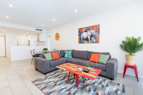 Urban Jungle! Executive Apartment In Heart Of CBD - Accommodation QLD 0