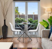 Urban Rest - Banq - Accommodation QLD