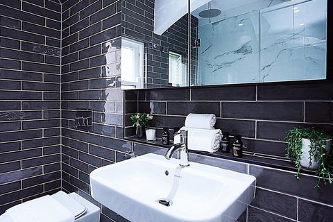 Urban Rest - High St - Accommodation QLD 3