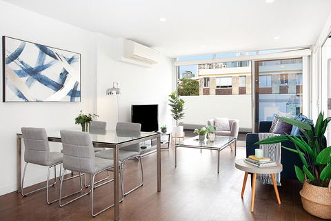 Urban Rest - Riley St - Accommodation QLD 0