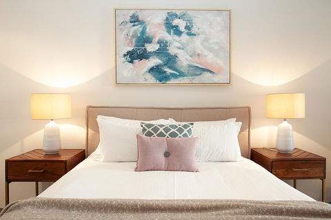 Urban Rest - York St SB - Accommodation QLD 2