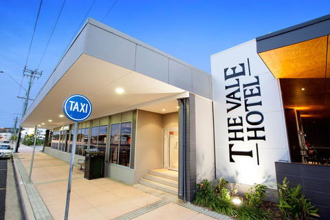 Vale Hotel - Accommodation QLD 1