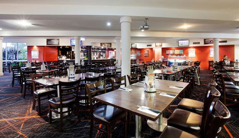 Vale Hotel - Accommodation QLD 2