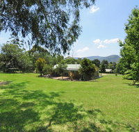 Valley Haven - 3 bedrooms close to the village - Accommodation QLD