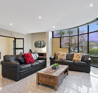 Villa de Marseilles - Melbourne - Accommodation QLD