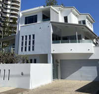 Villa Garfield Surfers Paradise - Accommodation QLD