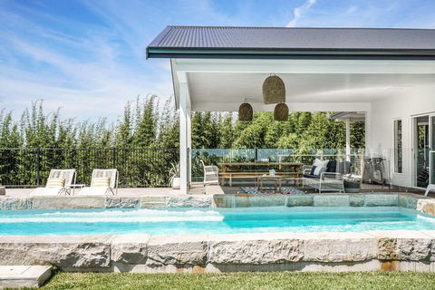 Villa St Helena - Accommodation QLD 3