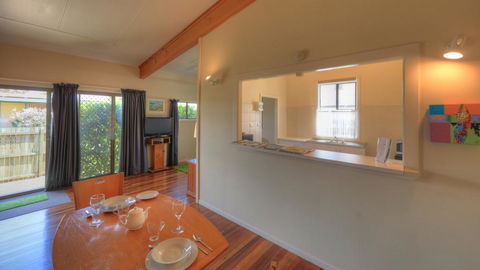 Village Stays Coldstream Gallery Apartment - Accommodation QLD 1