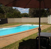 Wagon Wheel Motel  Units - Accommodation QLD