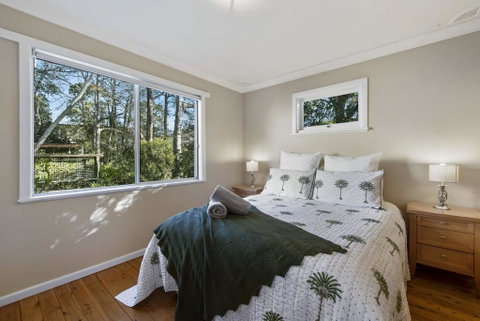 Wallace Street 18 - Linen Included Walk To Beach And Golf Club - Accommodation QLD 2