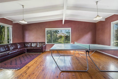 Wallace Street 18 - Linen Included Walk To Beach And Golf Club - Accommodation QLD 3