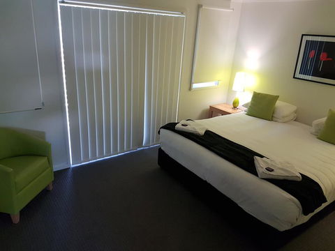 Wallsend Executive Apartments - Accommodation QLD 1
