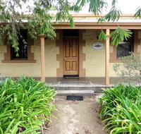 Walnut Cottage - Accommodation QLD