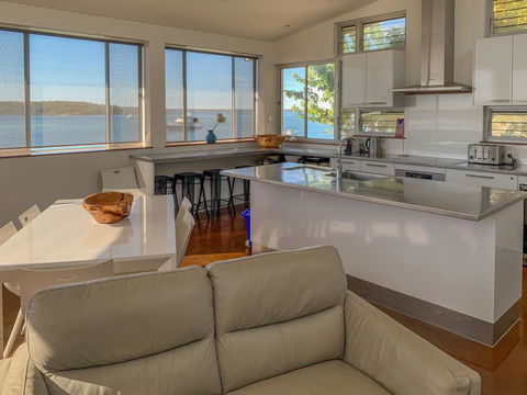 Walshys Shack - Accommodation QLD 3