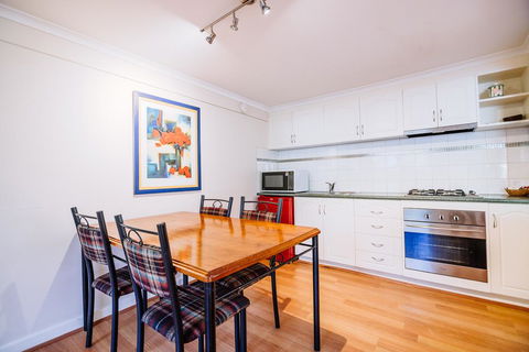 Warburton Lodge - Accommodation QLD 3