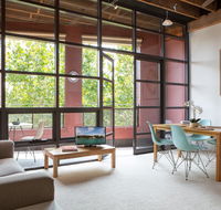 Warehouse Apartment with Balcony in Trendy Area - Accommodation QLD