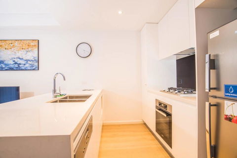 Warm Soul, 1badAPT In The Heart Of Eastwood, P, WIFI - Accommodation QLD 1