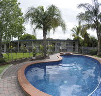 Warrina Motor Inn - Accommodation QLD