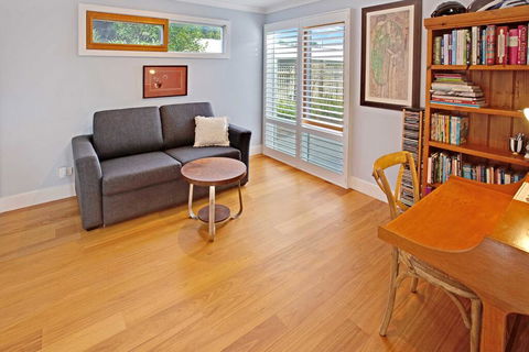 Waterfront Sanctuary - Raymond Island Getaway - Accommodation QLD 1