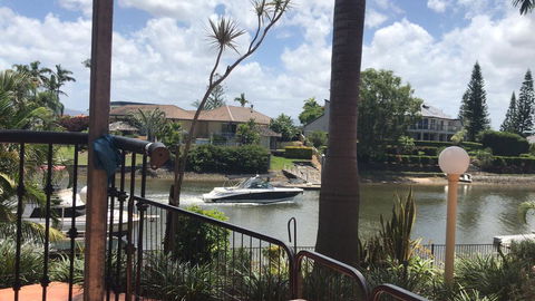 Waterfront Sorrento - Accommodation QLD 1