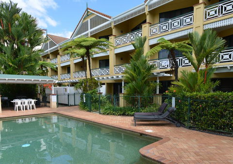 Waterfront Terraces - Accommodation QLD 1