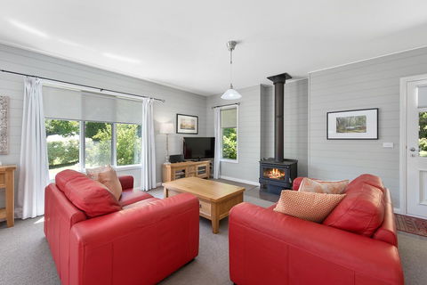 Amelina Cottages - Accommodation QLD 2