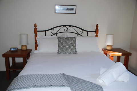 Bluegum Ridge Cottages - Accommodation QLD 20