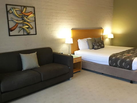 Blazing Stump Motel & Suites - Accommodation QLD 13