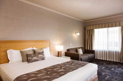 Blazing Stump Motel & Suites - Accommodation QLD 8