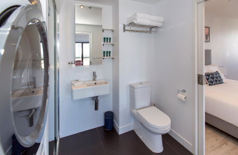 Flinders Luxury Penthouse - Accommodation QLD 12