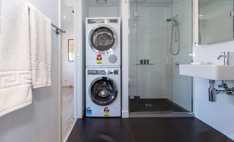 Flinders Luxury Penthouse - Accommodation QLD 13