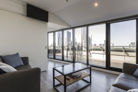 Flinders Luxury Penthouse - Accommodation QLD 3