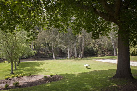 Oscar\'s On The Yarra - Accommodation QLD 6