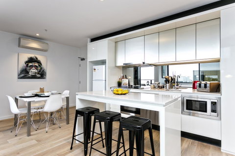 Complete Host Manhattan Apartments - Accommodation QLD 36