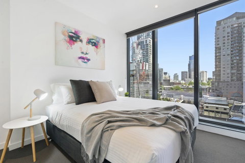 Complete Host Manhattan Apartments - Accommodation QLD 2