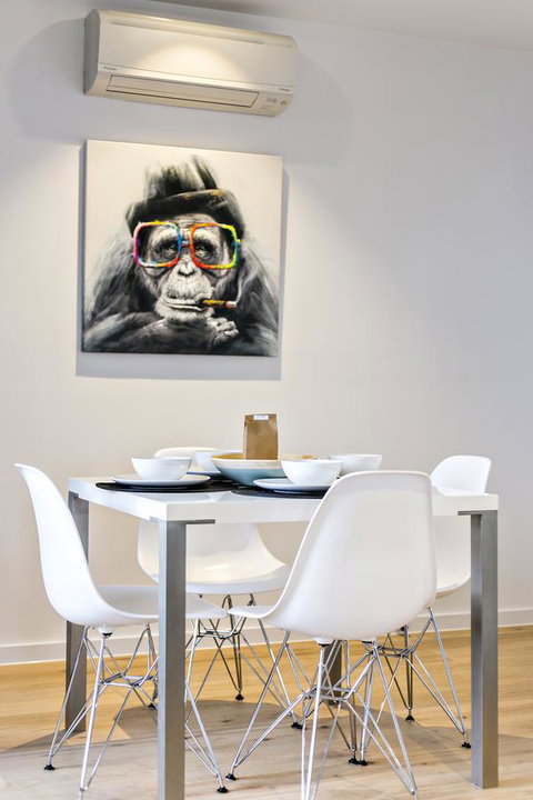 Complete Host Manhattan Apartments - Accommodation QLD 32